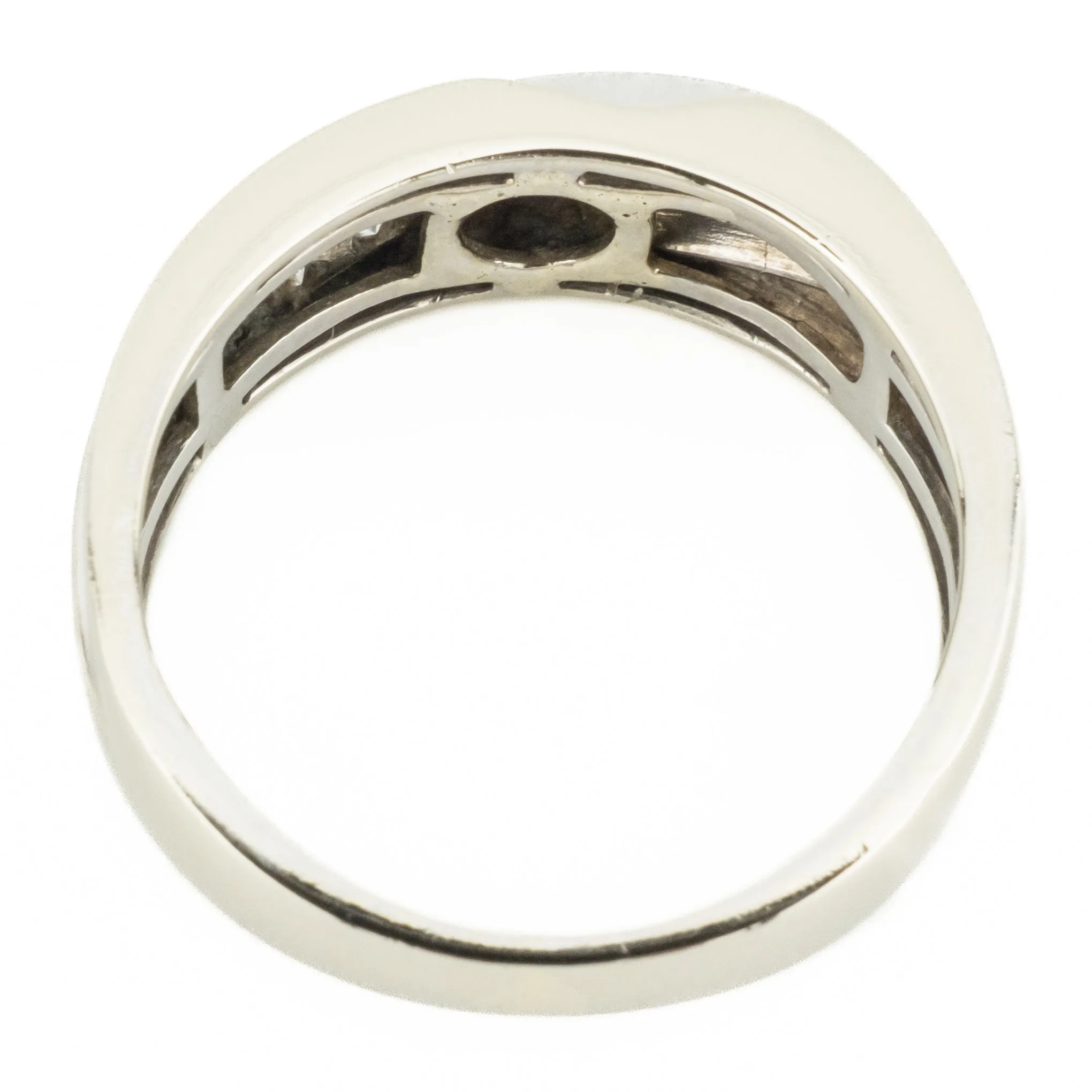 0.21ctw Gent's Diamond Accented Wedding Band in 10K White Gold - Size 7
