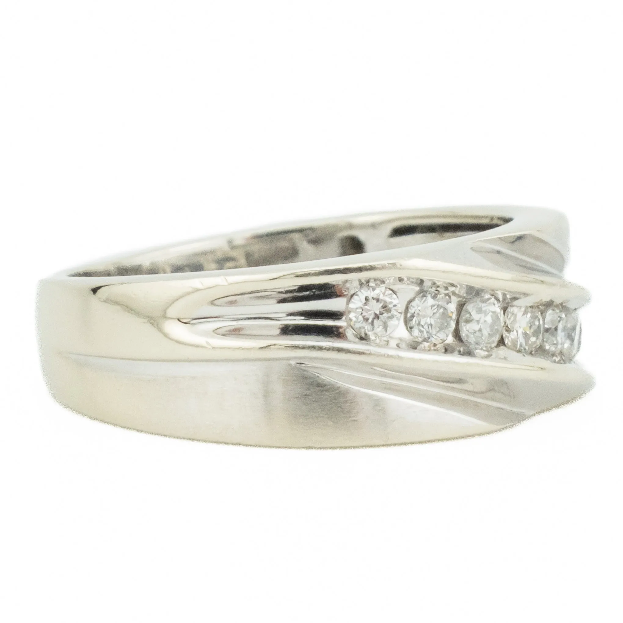 0.21ctw Gent's Diamond Accented Wedding Band in 10K White Gold - Size 7