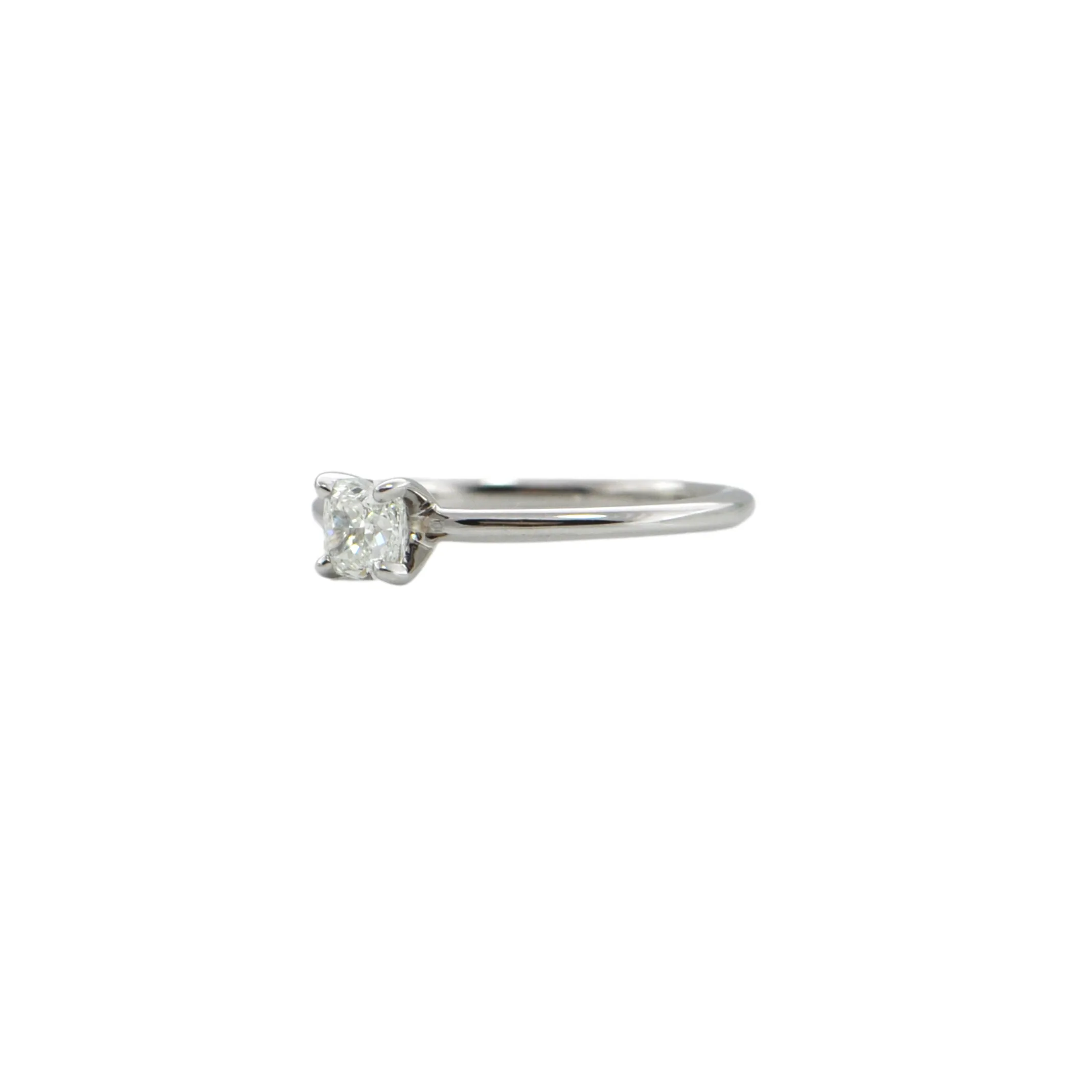 0.51CT Diamond Solitaire 18K Gold Ring - GIA certified