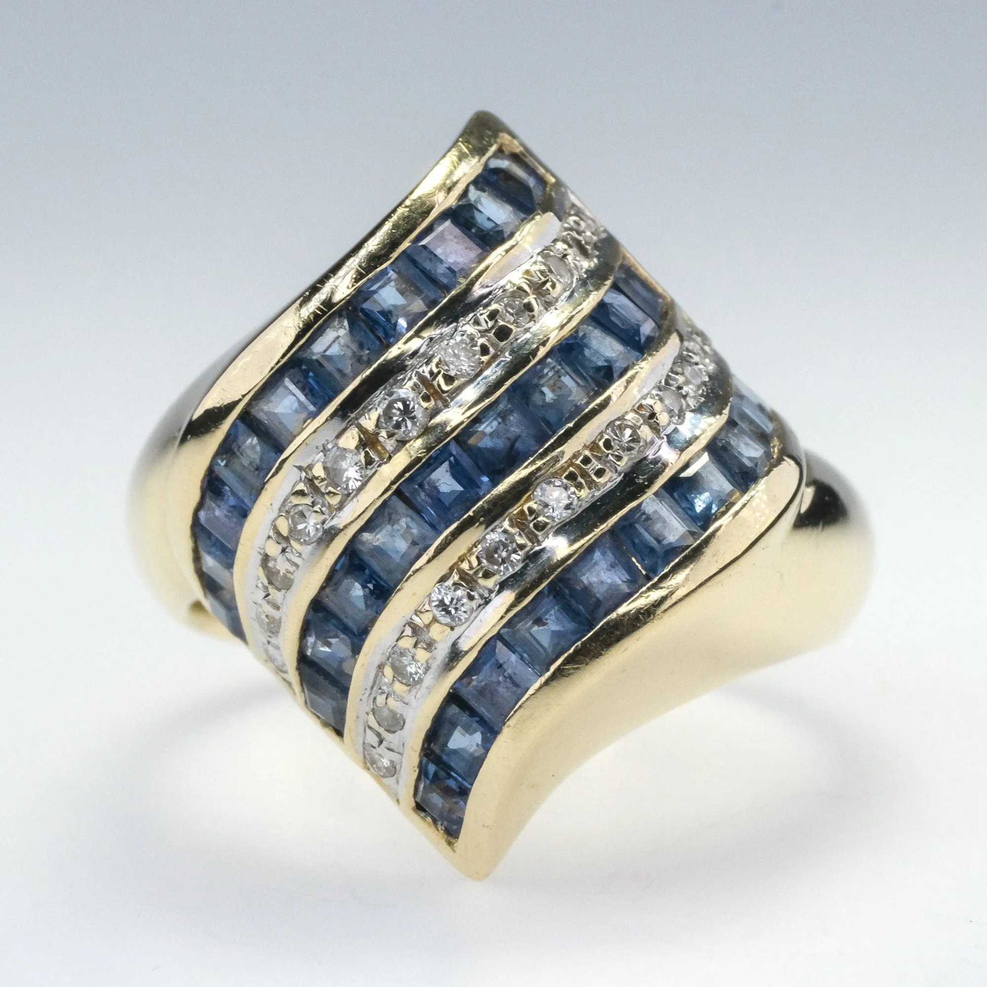 14K Yellow Gold 1.50ctw Sapphire and Diamond Accents Free-Form Gemstone Ring