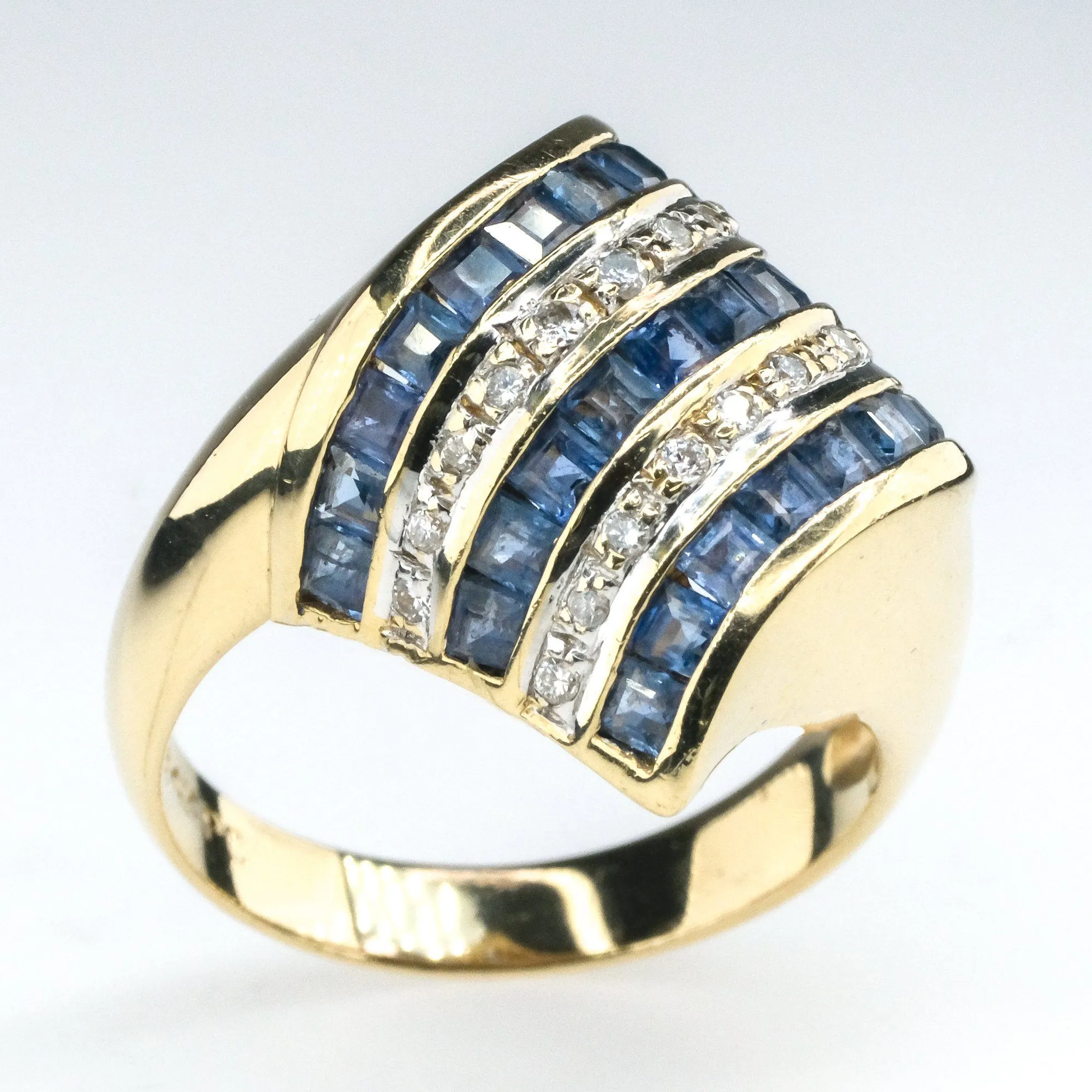 14K Yellow Gold 1.50ctw Sapphire and Diamond Accents Free-Form Gemstone Ring