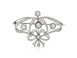 Antique Edwardian Diamond Brooch in Platinum
