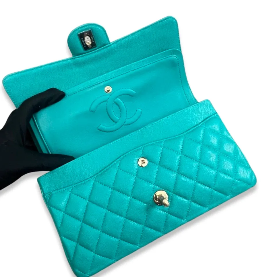 Chanel Timeless Classic Medium M/L 17C Turquoise Caviar/Grained Calfskin Gold-tone Hardware