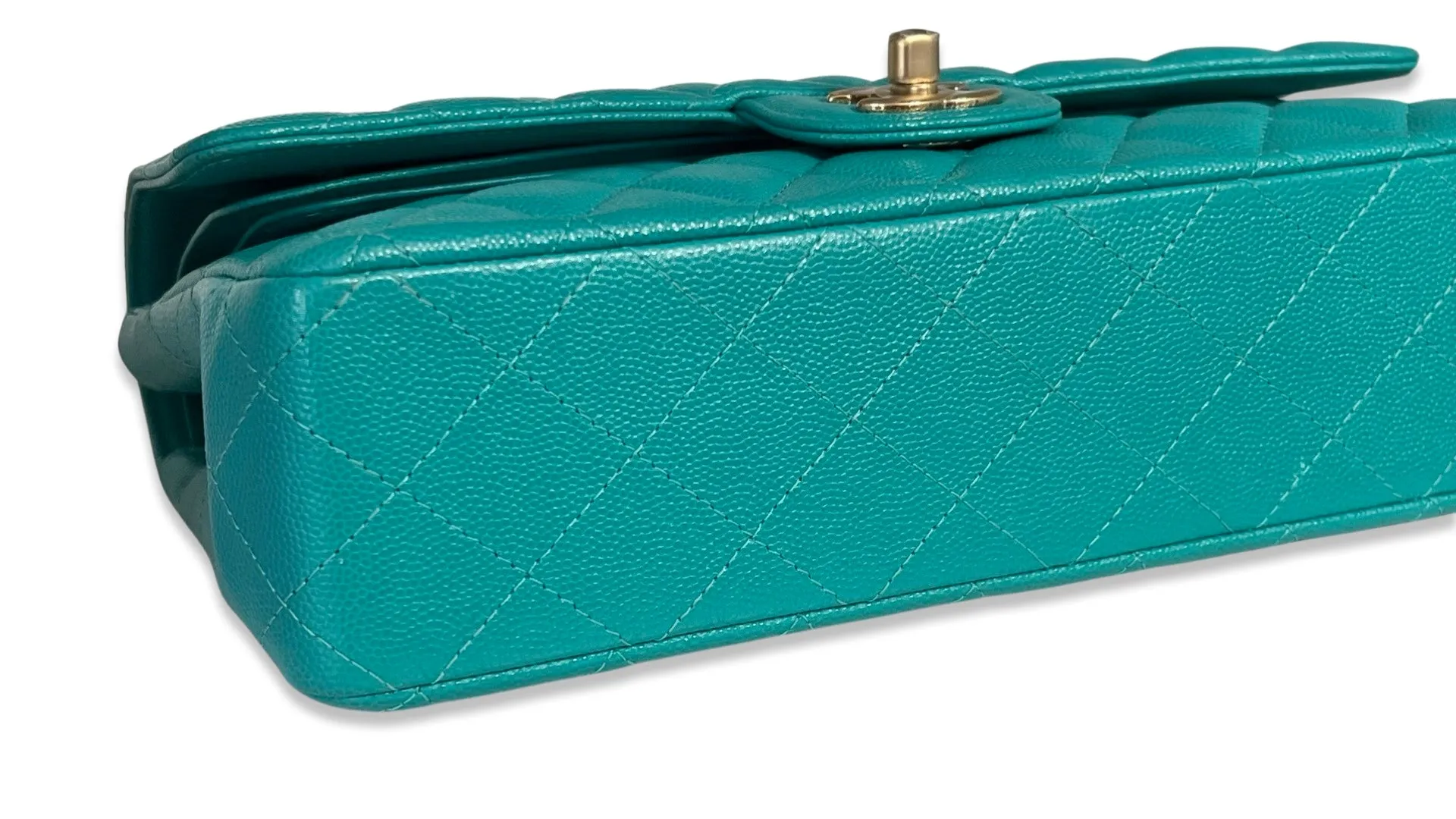 Chanel Timeless Classic Medium M/L 17C Turquoise Caviar/Grained Calfskin Gold-tone Hardware