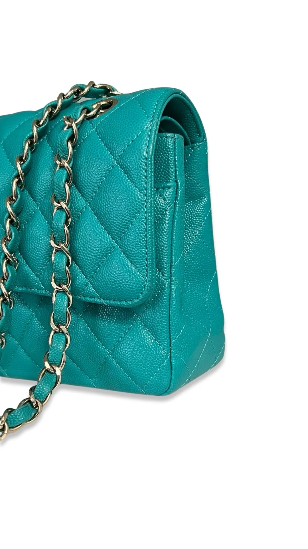 Chanel Timeless Classic Medium M/L 17C Turquoise Caviar/Grained Calfskin Gold-tone Hardware