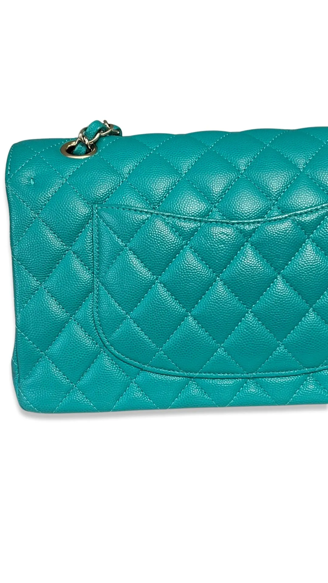 Chanel Timeless Classic Medium M/L 17C Turquoise Caviar/Grained Calfskin Gold-tone Hardware