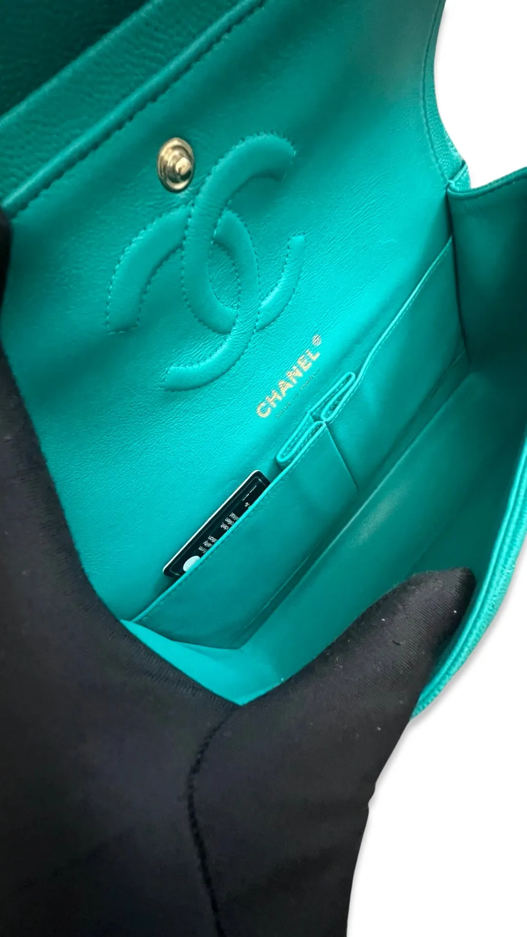 Chanel Timeless Classic Medium M/L 17C Turquoise Caviar/Grained Calfskin Gold-tone Hardware