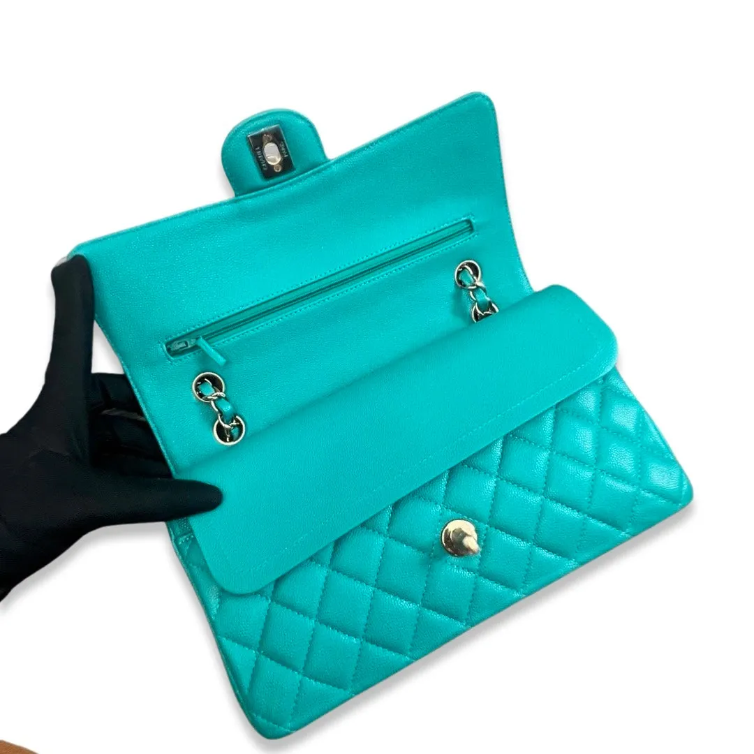 Chanel Timeless Classic Medium M/L 17C Turquoise Caviar/Grained Calfskin Gold-tone Hardware