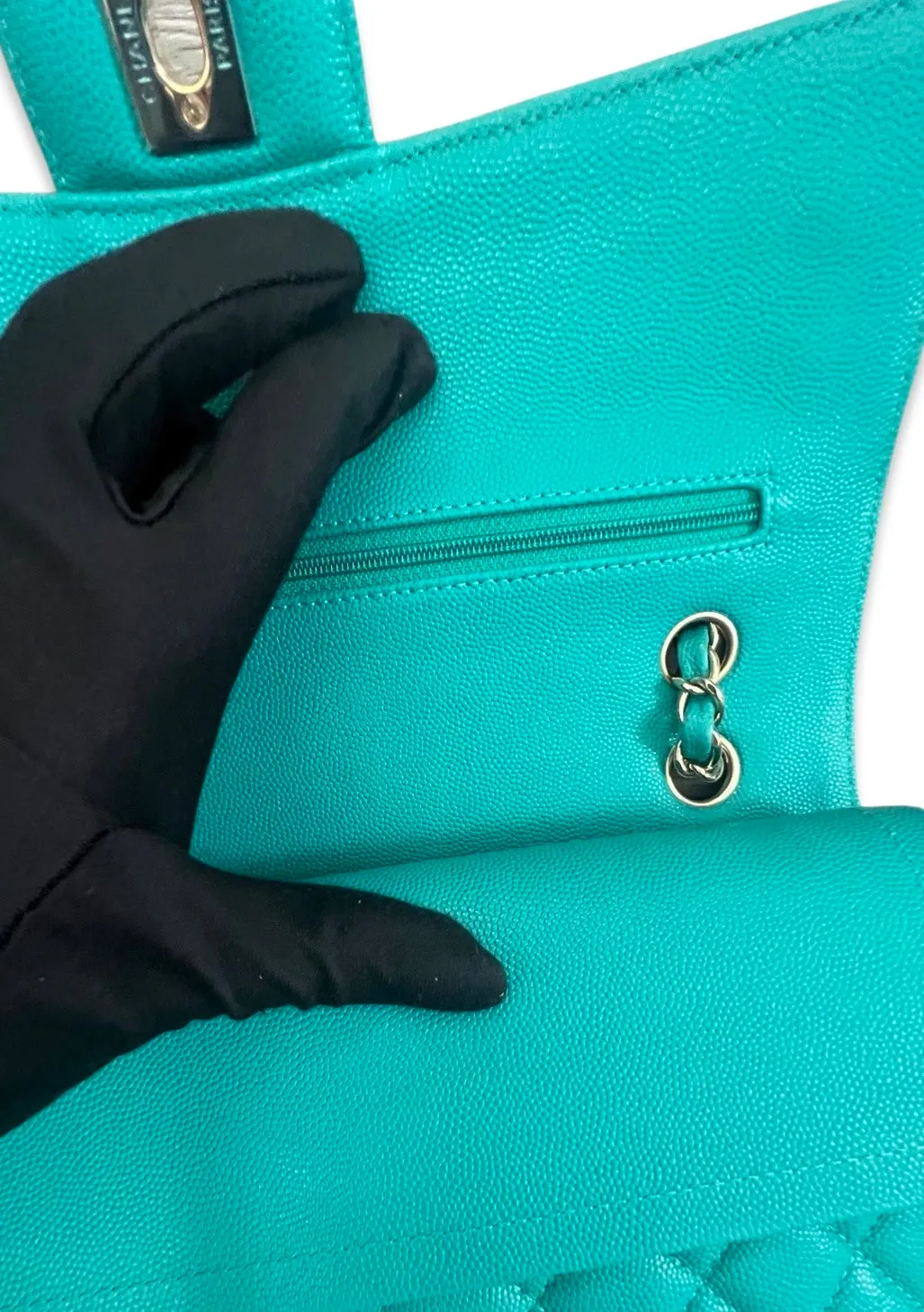 Chanel Timeless Classic Medium M/L 17C Turquoise Caviar/Grained Calfskin Gold-tone Hardware