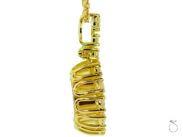 Chopard Miss Happy Pendant in 18K Yellow Gold and Diamonds