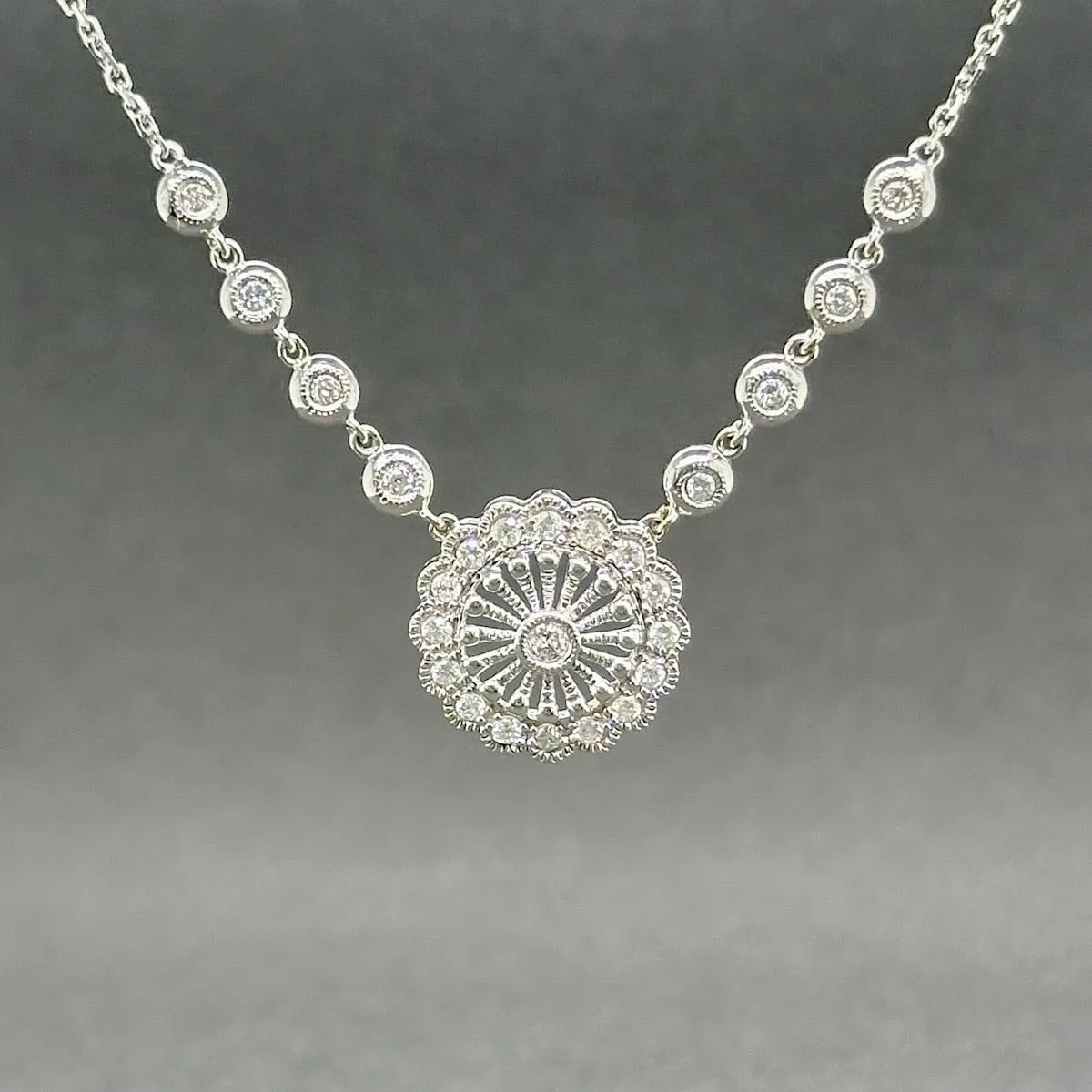 Estate 14K W Gold 0.22ctw Diamond Cluster Pendant