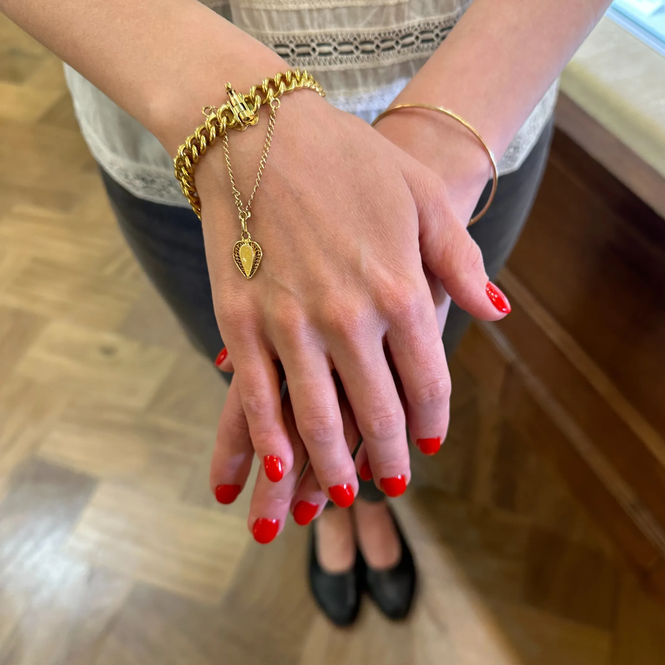 Vintage 18k Gold Curb Link Bracelet
