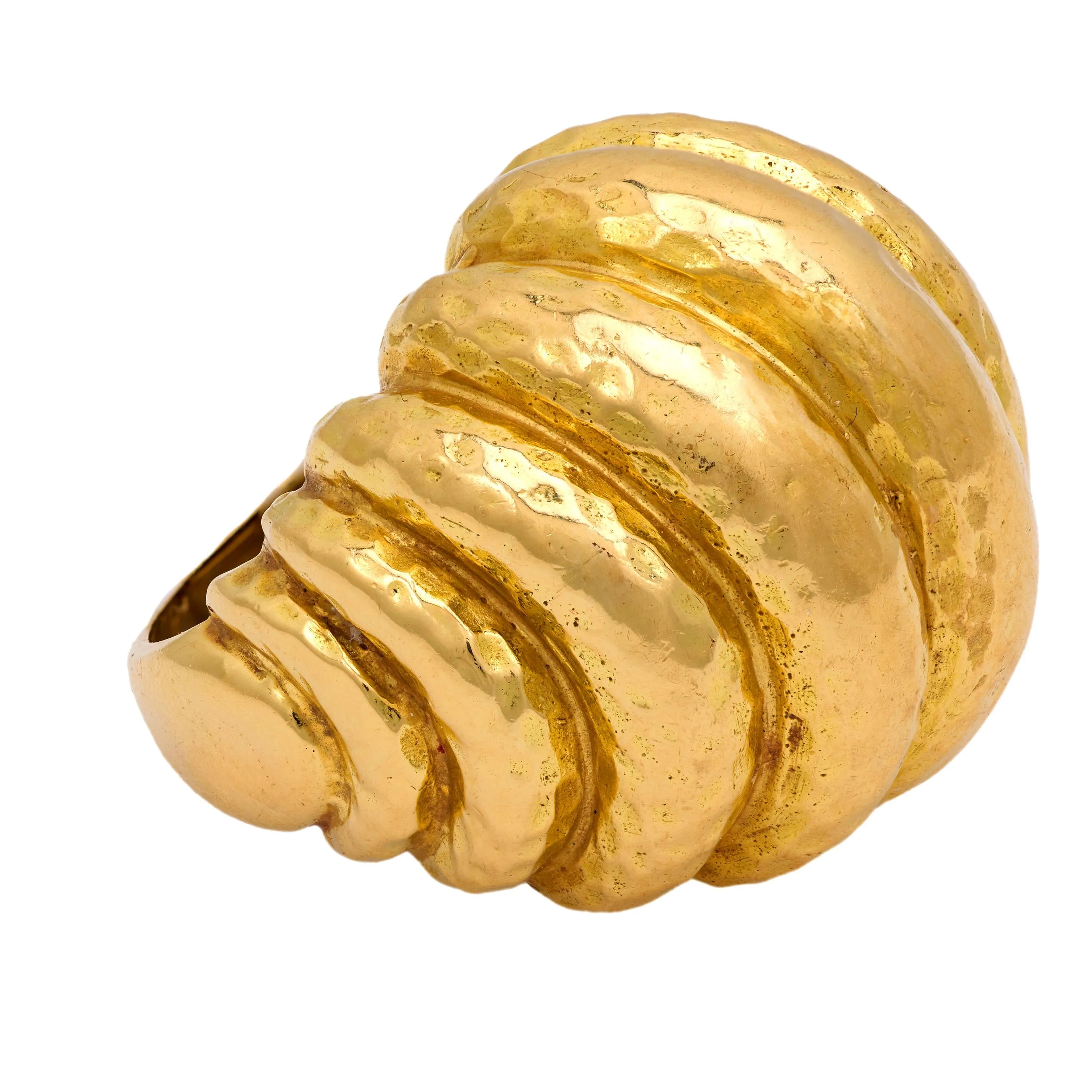 Vintage 18k hammered yellow gold dome ring