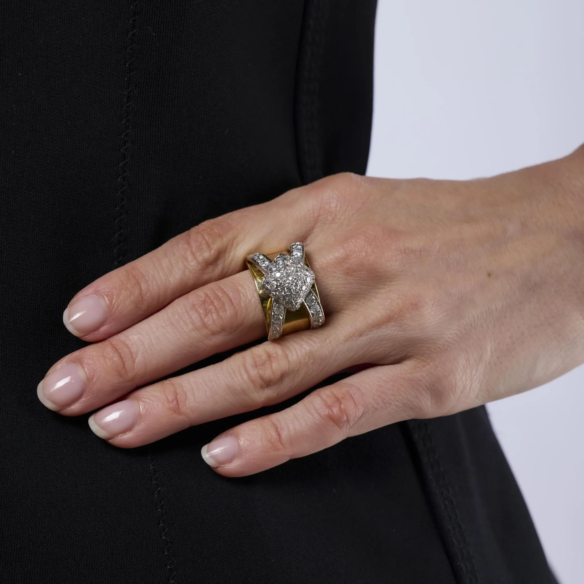 Vintage 2.70 carat total weight diamond 18k yellow gold cocktail ring